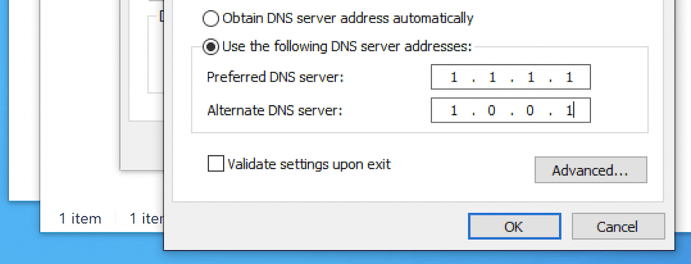 Menambahkan server DNS.